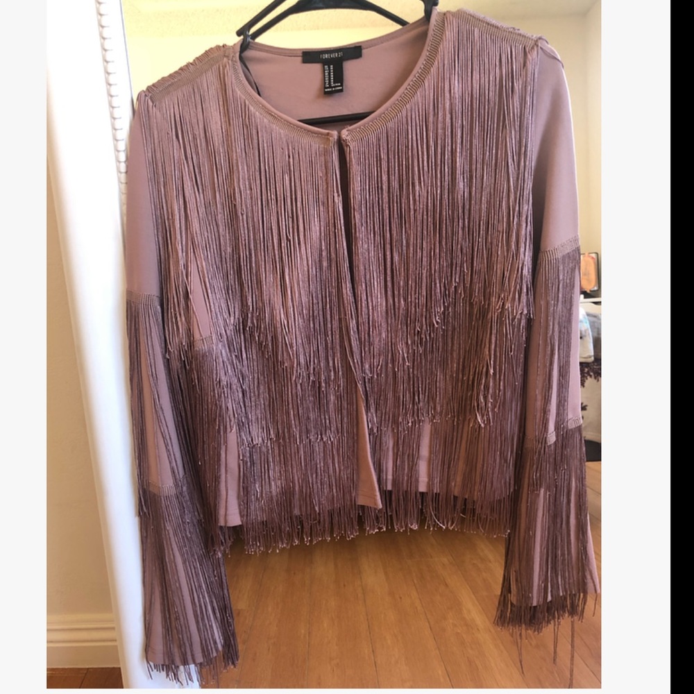 𝑱𝒂𝒄𝒌𝒆𝒕